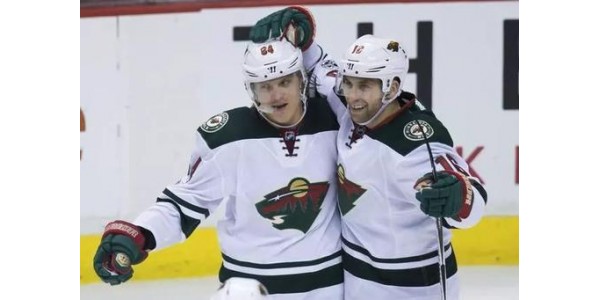 Minnesota Wild voittaa Vegas Golden Knightsin vetämällä sarjan peliin 7 Minnesota Wild voittaa Vegas Golden Knightsin vetämällä sarjan peliin 7