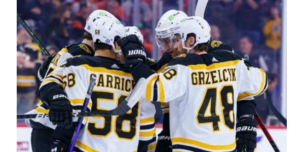 Bruins pysäyttämätön, uusi ennätys 63 NHL-voitolla