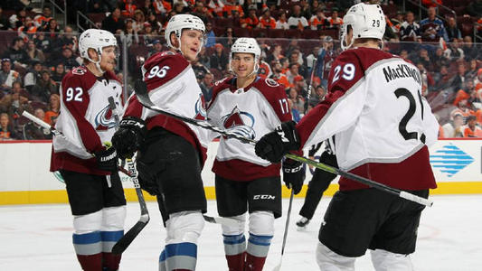 Colorado Avalanche voittaa Vegas Golden Knightsin jatkoajalla
