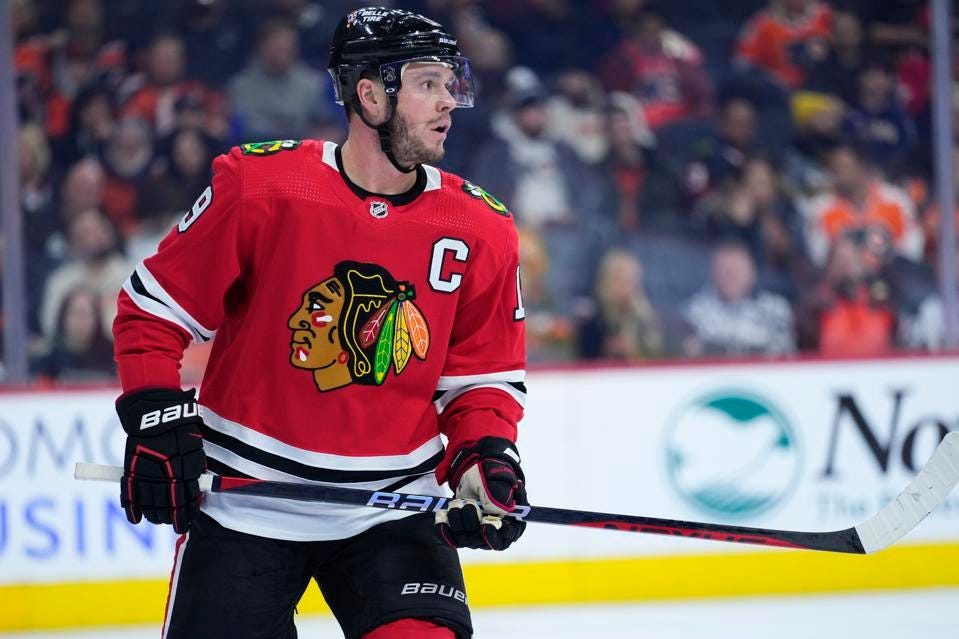 Kanen hattutemppu, Domilta 4 pistettä, Blackhawks voittaa Toronto Maple Leafsin